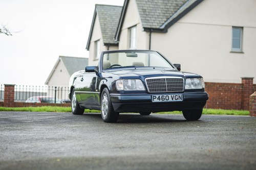 1997 Mercedes-Benz E220 Cabriolet W124 In vendita (immagine 12 di 139)