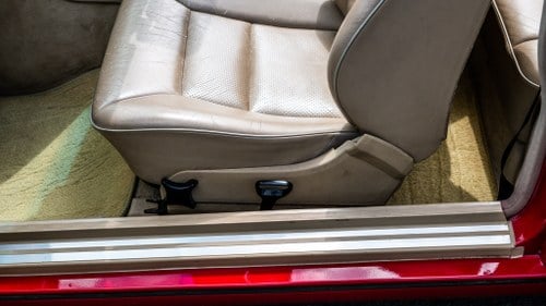 1995 Mercedes-Benz E220 Convertible (W124) In vendita (immagine 45 di 163)