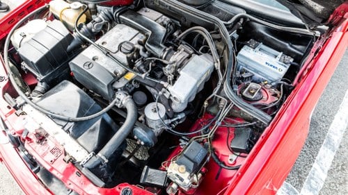 1995 Mercedes-Benz E220 Convertible (W124) In vendita (immagine 101 di 163)