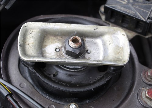 1995 Mercedes-Benz E220 Saloon (W124) In vendita (immagine 123 di 185)