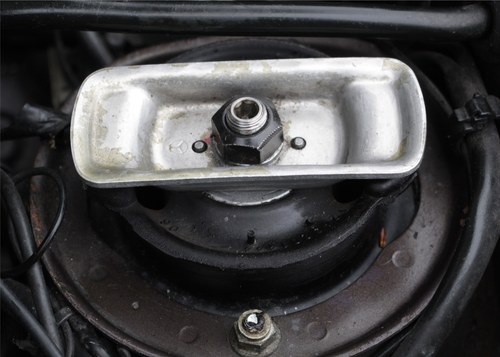 1995 Mercedes-Benz E220 Saloon (W124) In vendita (immagine 122 di 185)