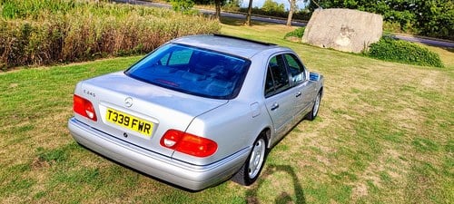 1999 Mercedes-Benz E240 (W210) Te koop (foto 18 van 120)
