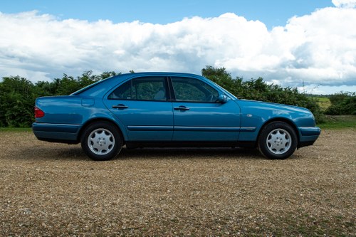 1997 Mercedes-Benz E250 D Elegance En venta (imagen 7 de 158)