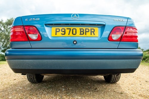 1997 Mercedes-Benz E250 D Elegance En venta (imagen 128 de 158)