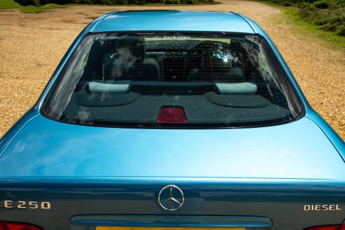 1997 Mercedes-Benz E250 D Elegance En venta (imagen 98 de 158)