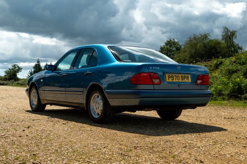 1997 Mercedes-Benz E250 D Elegance En venta (imagen 4 de 158)