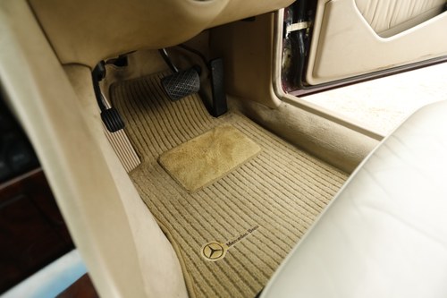 NO RESERVE - 1996 Mercedes-Benz E280 (S124) En venta (imagen 77 de 180)