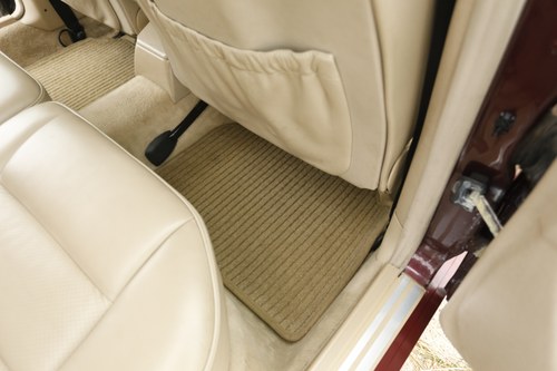 NO RESERVE - 1996 Mercedes-Benz E280 (S124) En venta (imagen 81 de 180)