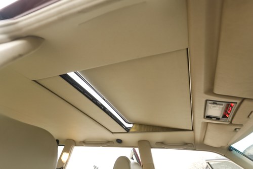 NO RESERVE - 1996 Mercedes-Benz E280 (S124) En venta (imagen 84 de 180)