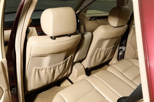 NO RESERVE - 1996 Mercedes-Benz E280 (S124) En venta (imagen 47 de 180)