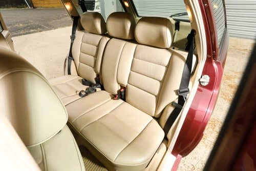 NO RESERVE - 1996 Mercedes-Benz E280 (S124) En venta (imagen 39 de 180)