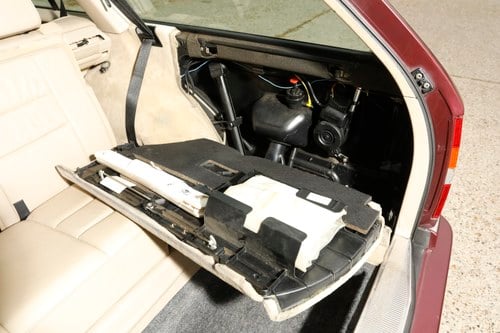 NO RESERVE - 1996 Mercedes-Benz E280 (S124) En venta (imagen 102 de 180)