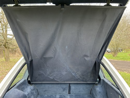 NO RESERVE - 1995 Mercedes-Benz E300D Estate In vendita (immagine 112 di 271)