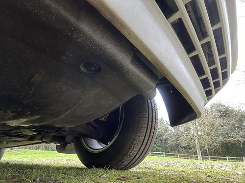 NO RESERVE - 1995 Mercedes-Benz E300D Estate Te koop (foto 239 van 271)