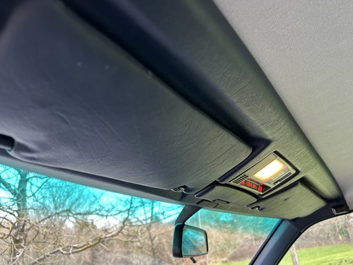 NO RESERVE - 1995 Mercedes-Benz E300D Estate In vendita (immagine 81 di 271)