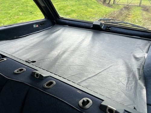 NO RESERVE - 1995 Mercedes-Benz E300D Estate In vendita (immagine 85 di 271)