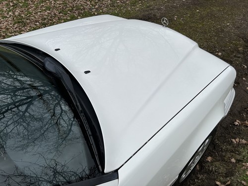 NO RESERVE - 1995 Mercedes-Benz E300D Estate In vendita (immagine 173 di 271)