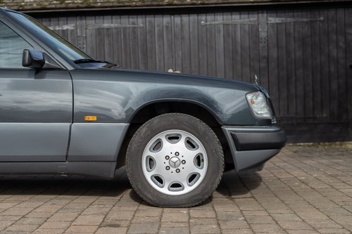 1996 Mercedes-Benz E320 Estate In vendita (immagine 31 di 169)