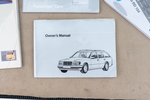 1996 Mercedes-Benz E320 Estate In vendita (immagine 151 di 169)