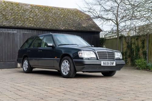 1996 Mercedes-Benz E320 Estate In vendita (immagine 7 di 169)