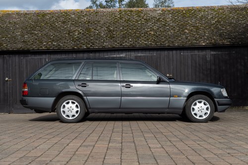 1996 Mercedes-Benz E320 Estate In vendita (immagine 17 di 169)