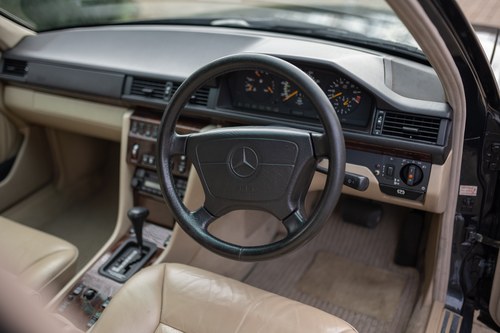 1996 Mercedes-Benz E320 Estate In vendita (immagine 36 di 169)