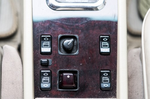 1994 Mercedes-Benz C124 E320 Cabriolet En venta (imagen 79 de 205)