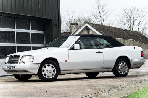 1994 Mercedes-Benz C124 E320 Cabriolet En venta (imagen 36 de 205)
