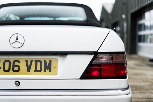 1994 Mercedes-Benz C124 E320 Cabriolet En venta (imagen 121 de 205)