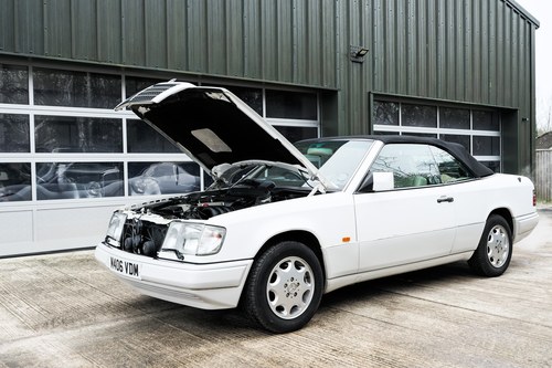 1994 Mercedes-Benz C124 E320 Cabriolet En venta (imagen 106 de 205)