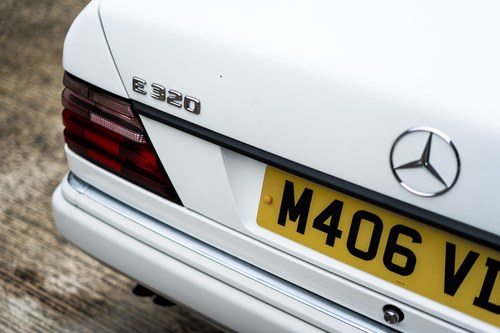 1994 Mercedes-Benz C124 E320 Cabriolet En venta (imagen 119 de 205)