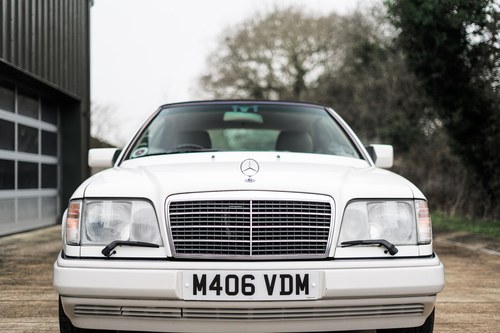 1994 Mercedes-Benz C124 E320 Cabriolet En venta (imagen 130 de 205)