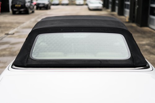 1994 Mercedes-Benz C124 E320 Cabriolet En venta (imagen 101 de 205)