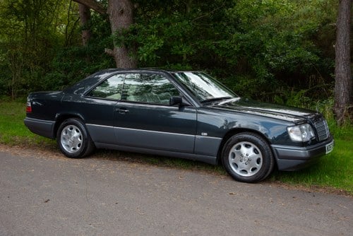 1996 Mercedes-Benz E320 Coupe Sportline Auto (W124) à vendre (picture 5 of 229)