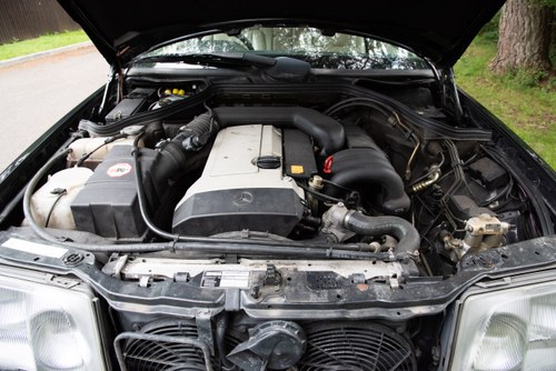 1996 Mercedes-Benz E320 Coupe Sportline Auto (W124) à vendre (picture 183 of 229)