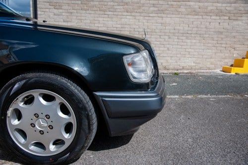 1995 Mercedes-Benz E320 Coupe zum Verkauf (Bild 63 von 148)