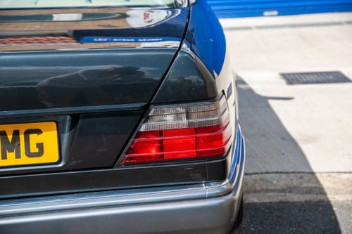 1995 Mercedes-Benz E320 Coupe zum Verkauf (Bild 76 von 148)