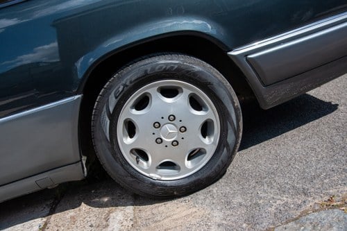 1995 Mercedes-Benz E320 Coupe zum Verkauf (Bild 83 von 148)