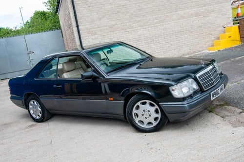 1995 Mercedes-Benz E320 Coupe zum Verkauf (Bild 2 von 148)