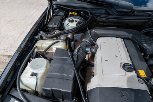 1995 Mercedes-Benz E320 Coupe zum Verkauf (Bild 101 von 148)