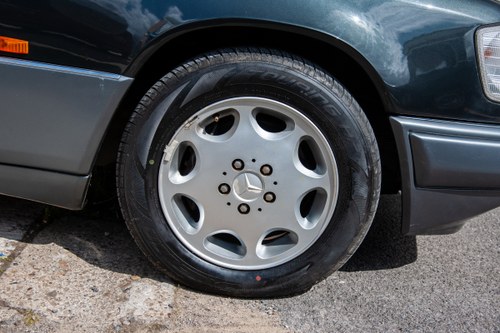 1995 Mercedes-Benz E320 Coupe zum Verkauf (Bild 15 von 148)