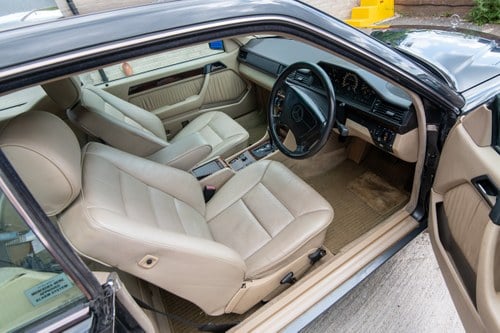 1995 Mercedes-Benz E320 Coupe zum Verkauf (Bild 20 von 148)