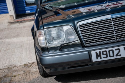 1995 Mercedes-Benz E320 Coupe zum Verkauf (Bild 59 von 148)