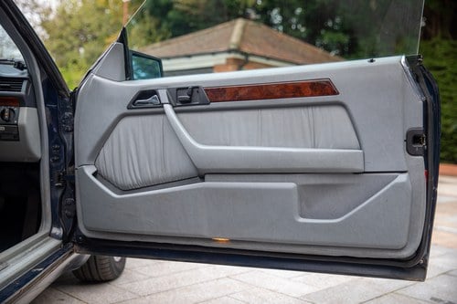 1995 Mercedes-Benz E320 Coupe zum Verkauf (Bild 26 von 186)