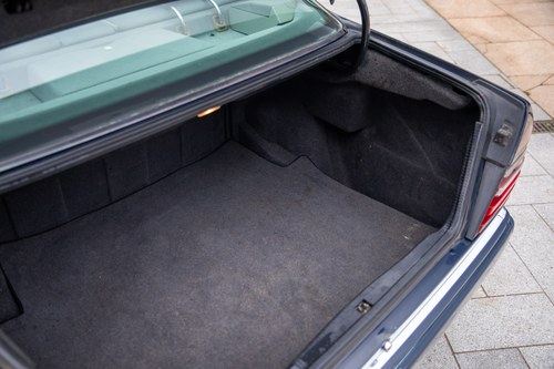 1995 Mercedes-Benz E320 Coupe zum Verkauf (Bild 85 von 186)