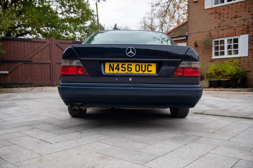 1995 Mercedes-Benz E320 Coupe zum Verkauf (Bild 126 von 186)
