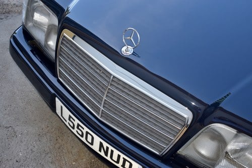 1993 Mercedes-Benz E320 Sportline Cabriolet In vendita (immagine 98 di 143)