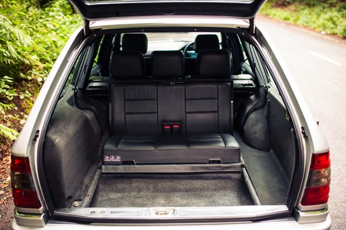 1995 Mercedes-Benz E320 24V Limited Wagon (W124) 7 seater à venda (imagem 44 de 87)