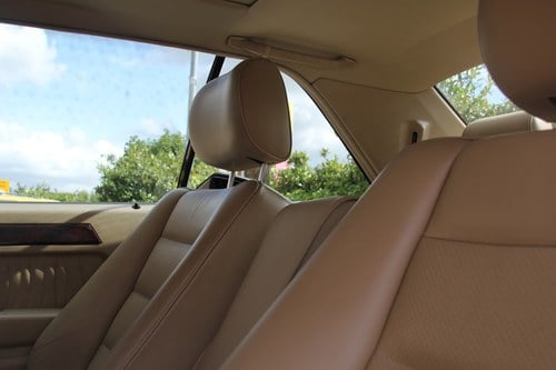 1995 Mercedes-Benz E320 (W124) For Sale (picture 35 of 166)