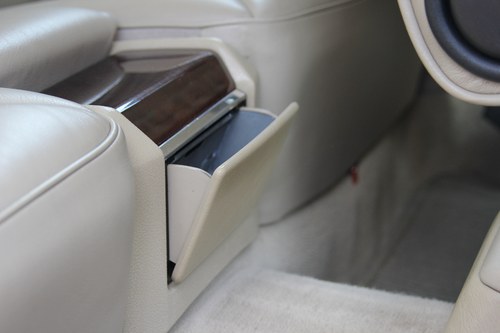 1995 Mercedes-Benz E320 (W124) For Sale (picture 93 of 166)